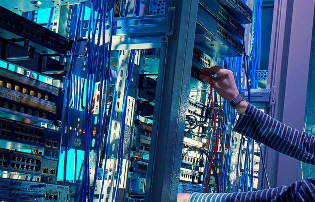 Sunucu ve IT Altyapı Sistemleri